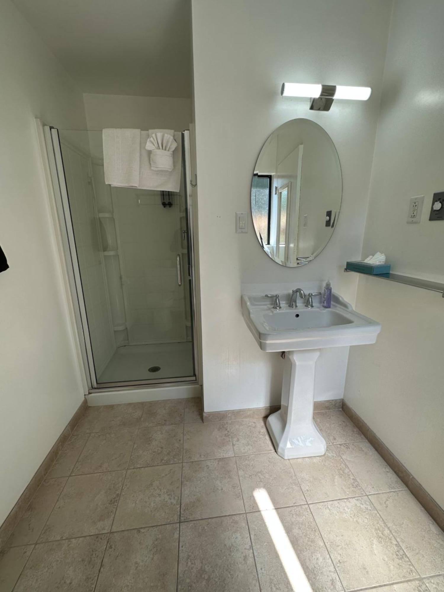 Cambria Palms Motel Ngoại thất bức ảnh